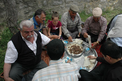 HACILAR MAHALLESİ CAMİİ TEMEL ATMA TÖRENİ galerisi resim 4