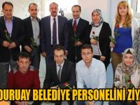 DURUAY BELEDİYE PERSONELİNİ ZİYARET ETTİ, KIRMIZI GÜL HEDİYE ETTİ
