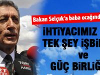 Bakan Selçuk'a baba ocağında sevgi seli