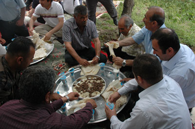 HACILAR MAHALLESİ CAMİİ TEMEL ATMA TÖRENİ galerisi resim 12