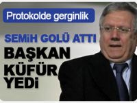 Bursaspor maçında Aziz Yıldırıma küfür edildi protokol karıştı