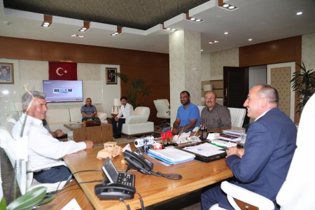 025_450x300-001.jpg